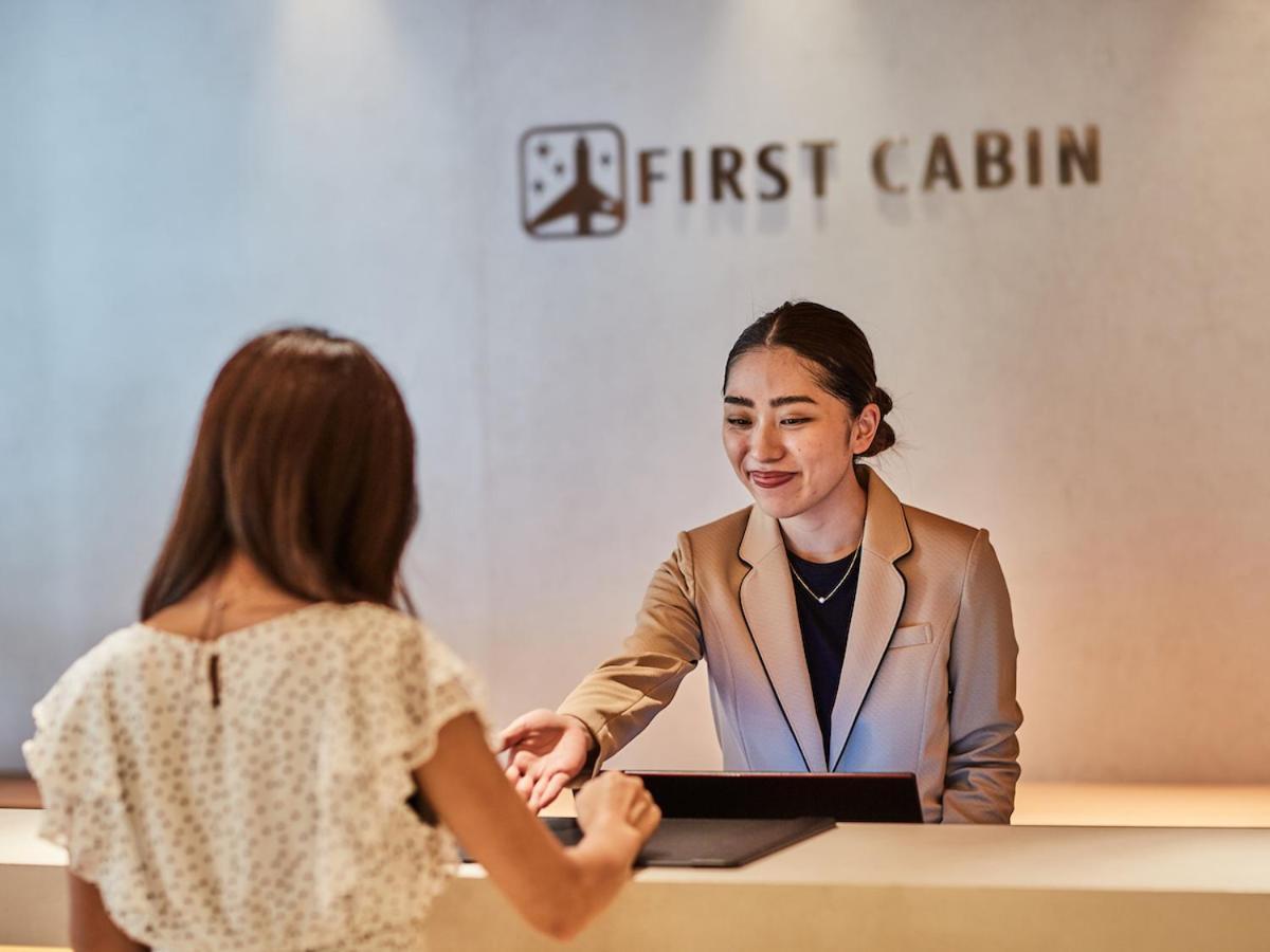 First Cabin Nishi Umeda Osaka Dış mekan fotoğraf