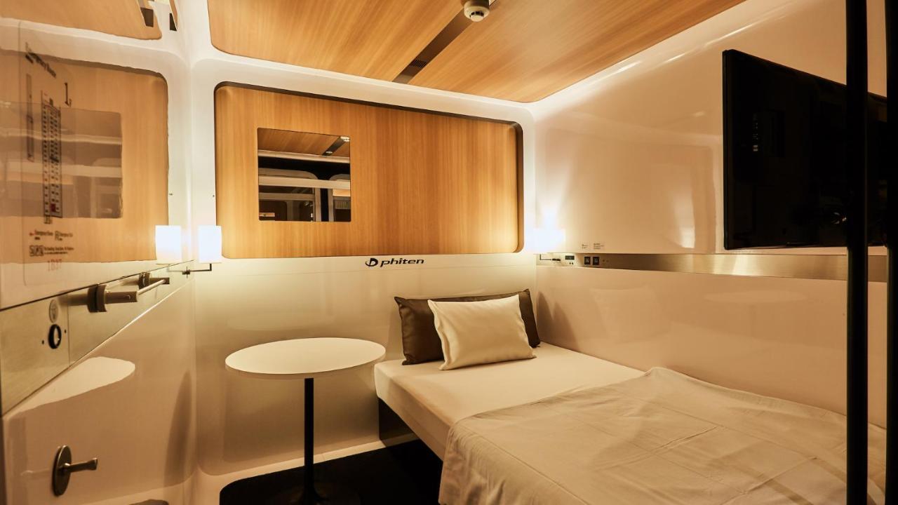 First Cabin Nishi Umeda Osaka Dış mekan fotoğraf